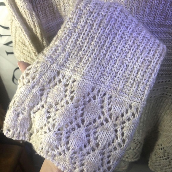 Bell sleeve beige / tan long sleeve - Picture 2 of 2